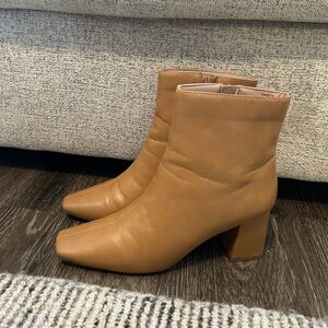 Women’s Square Toe Tan Ankle Heeled Boots Size 8.5 Wide Faux Vegan Leather